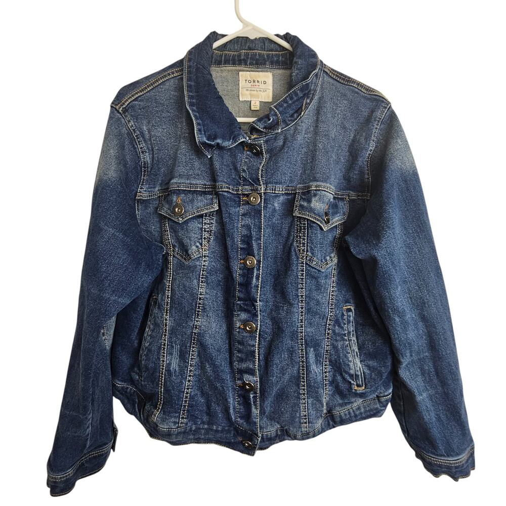 Torrid Womens Jean Jacket Plus Size 2X Denim Medium Wash Button Up Y2K Casual